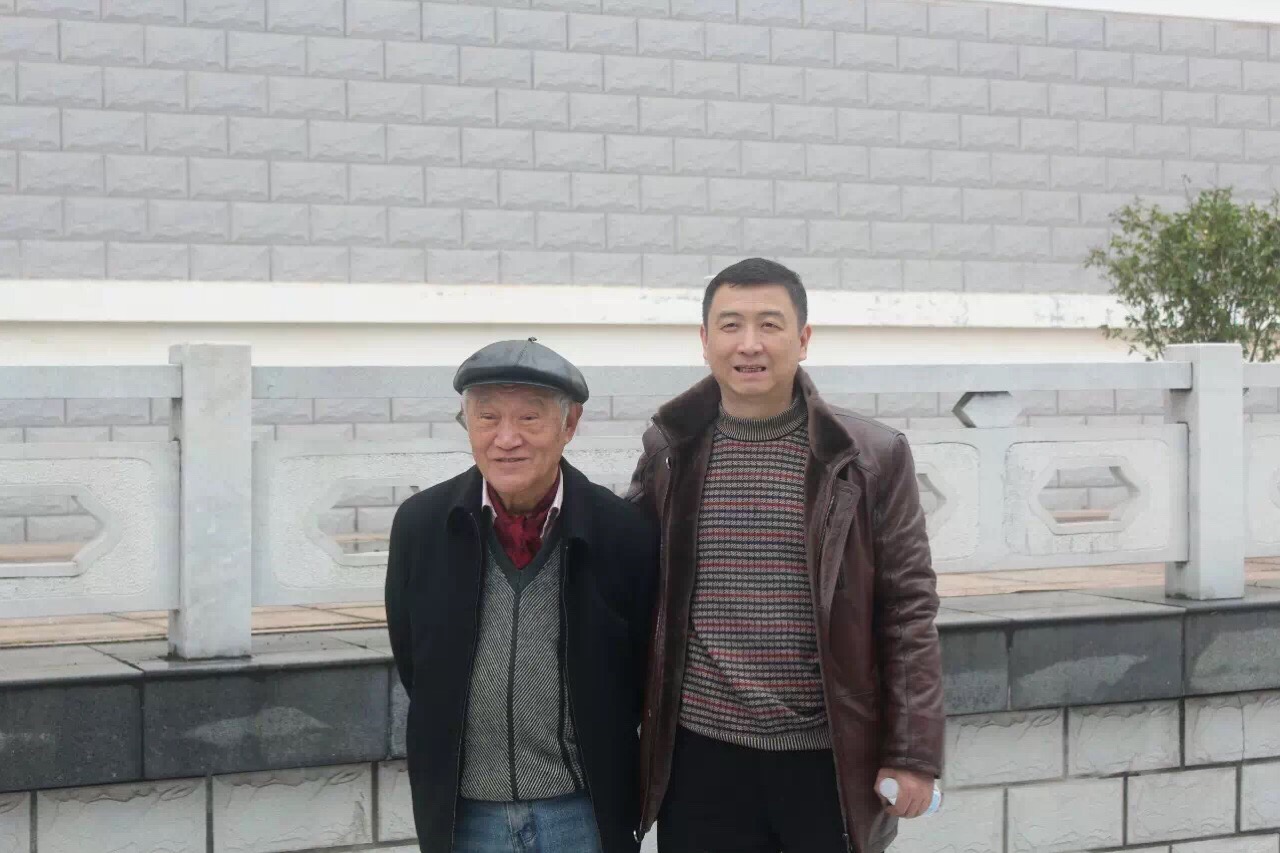 《海外网》刊登《上海“画”上饶：艺术家在上饶进行艺术采风活动》