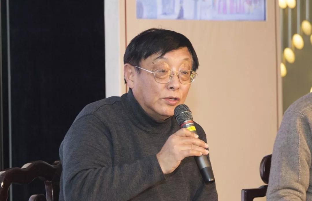 说明: D:\MyBackup\我的文档\Tencent Files\710479717\FileRecv\大世界论坛：百年大世界 追忆陈逸飞——油画名家专场\微信图片_20180111172127.jpg