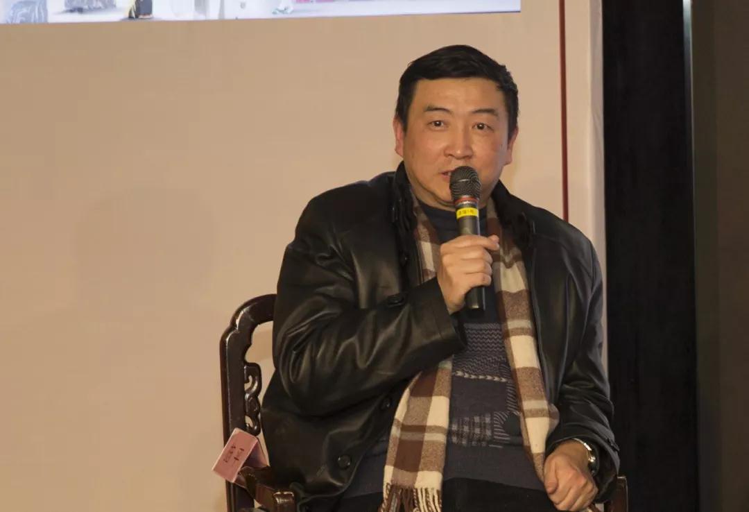 说明: D:\MyBackup\我的文档\Tencent Files\710479717\FileRecv\大世界论坛：百年大世界 追忆陈逸飞——油画名家专场\微信图片_20180111172315.jpg