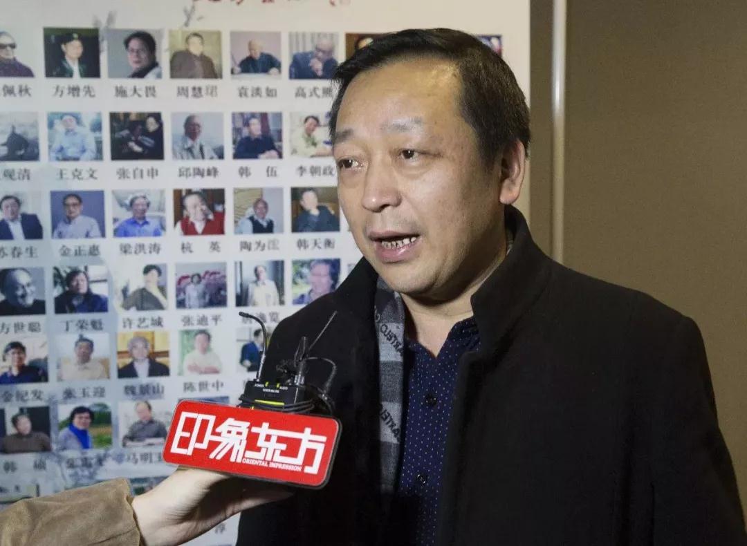 说明: D:\MyBackup\我的文档\Tencent Files\710479717\FileRecv\大世界论坛：百年大世界 追忆陈逸飞——油画名家专场\微信图片_20180111172334.jpg